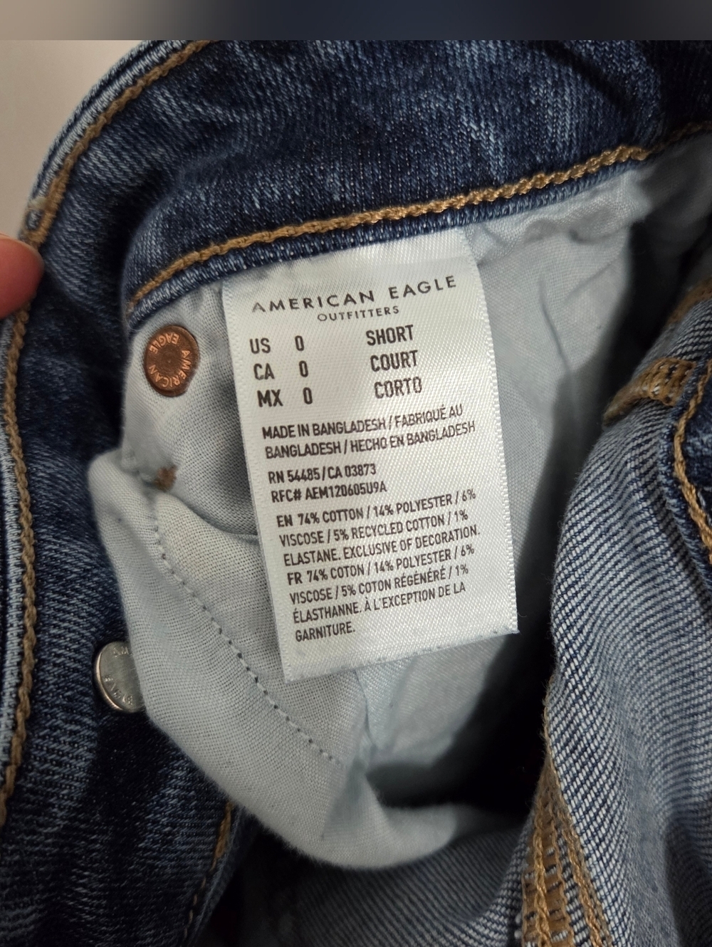 American Eagle Mom Jeans Stretch Slim Leg High Rise Medium Wash sz 0 Short - Picture 8 of 10